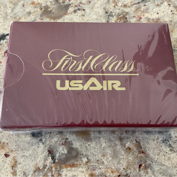Vintage USAIR First Class PLAYING CARDS - BRAND NEW SEALED - Picture 3 of 8